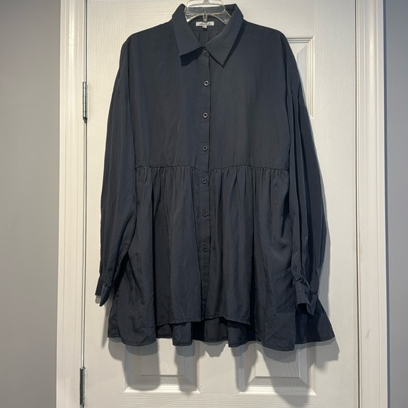 White Birch flowy blouse. - Picture 1 of 5